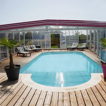 Le Clos Du Champ De L'Amour Saint-Simon-de-Bordes Exterior photo